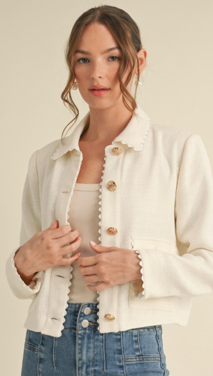 Scallop-Trim Tweed Jacket