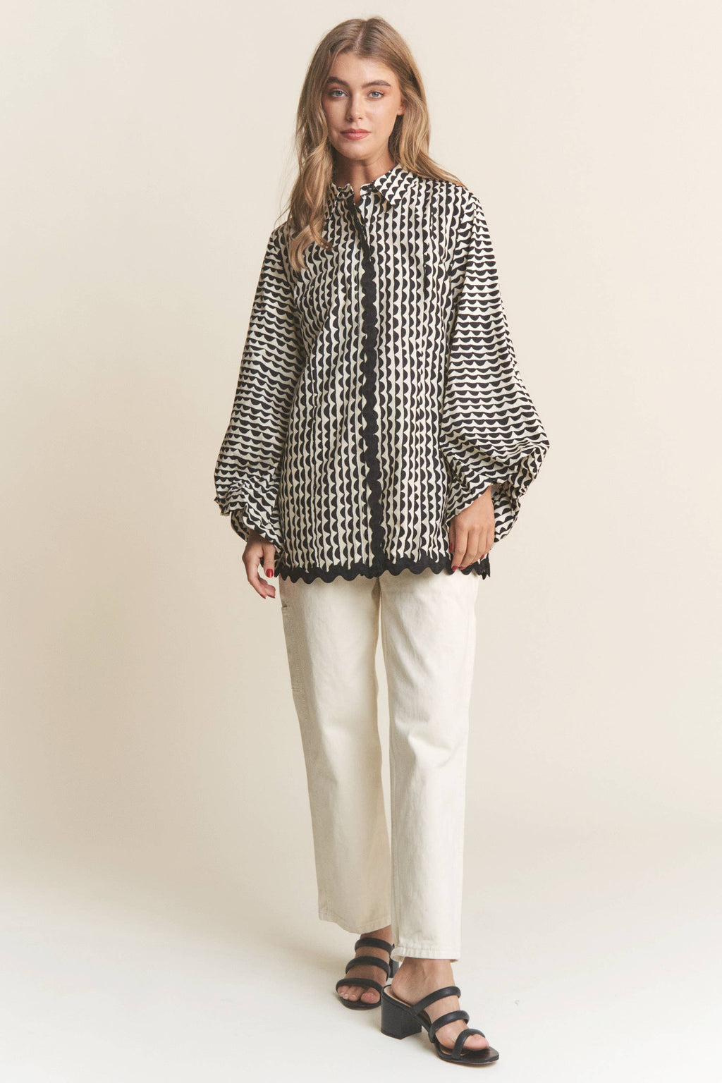 Stripe Pattern Wave Trimmed Balloon Sleeve Top