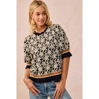 TEXTURED ROSE KNIT TOP CONTRAST BANDED PUFF SLEEVE