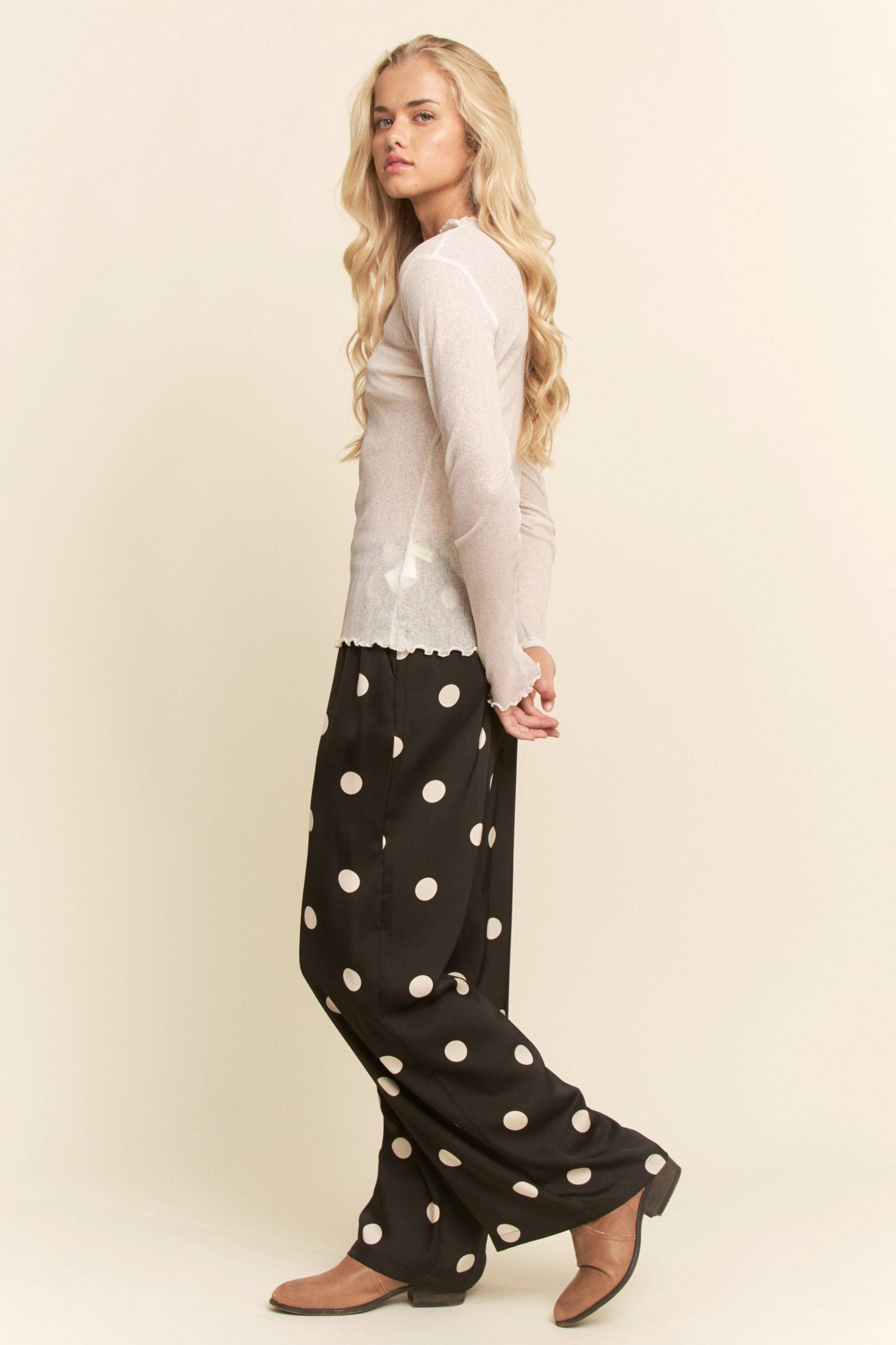 METALLIC RIBBED MOCK NECK MESH TOP