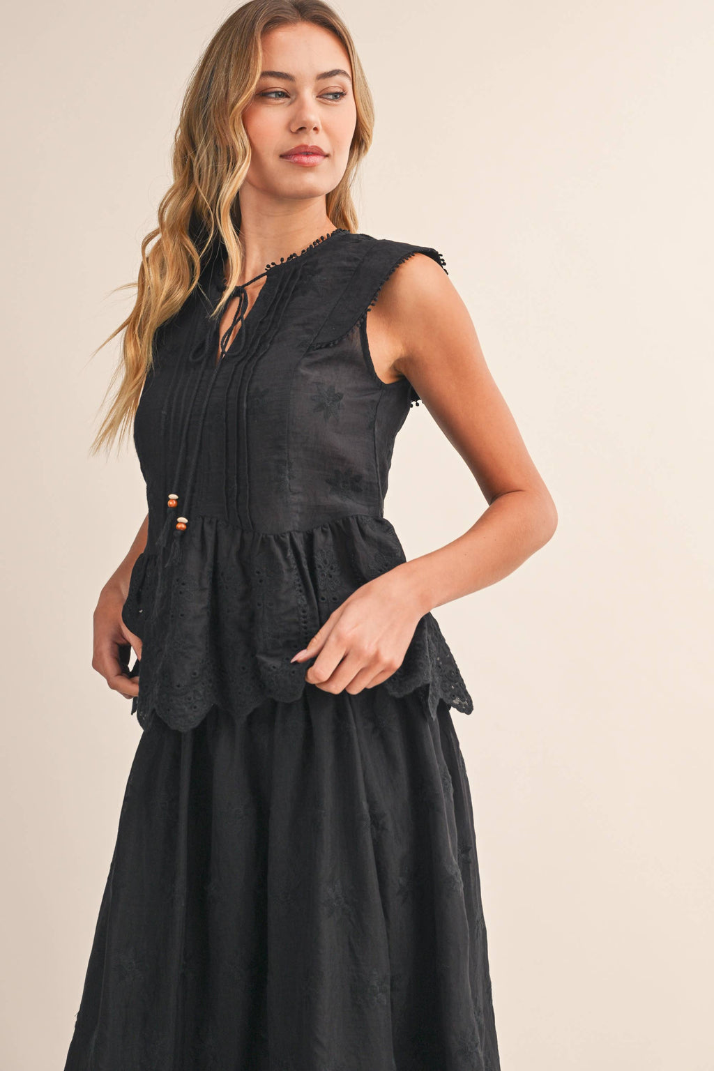 SCALLOP TOP AND SKIRTS SET