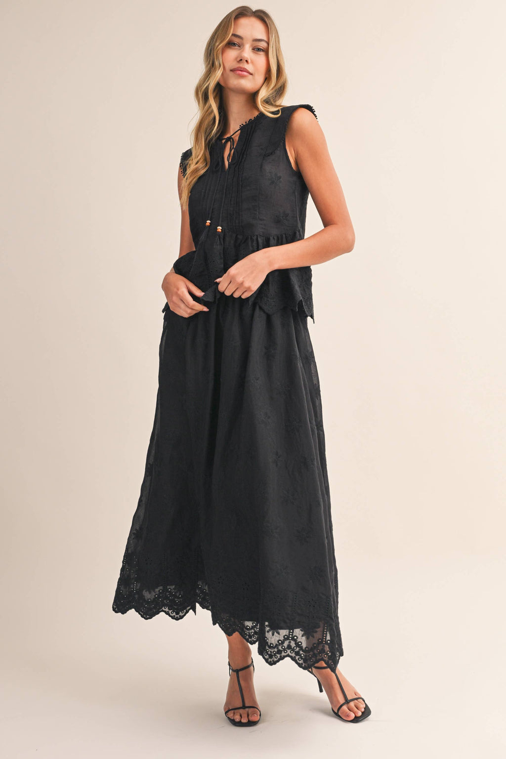 SCALLOP TOP AND SKIRTS SET