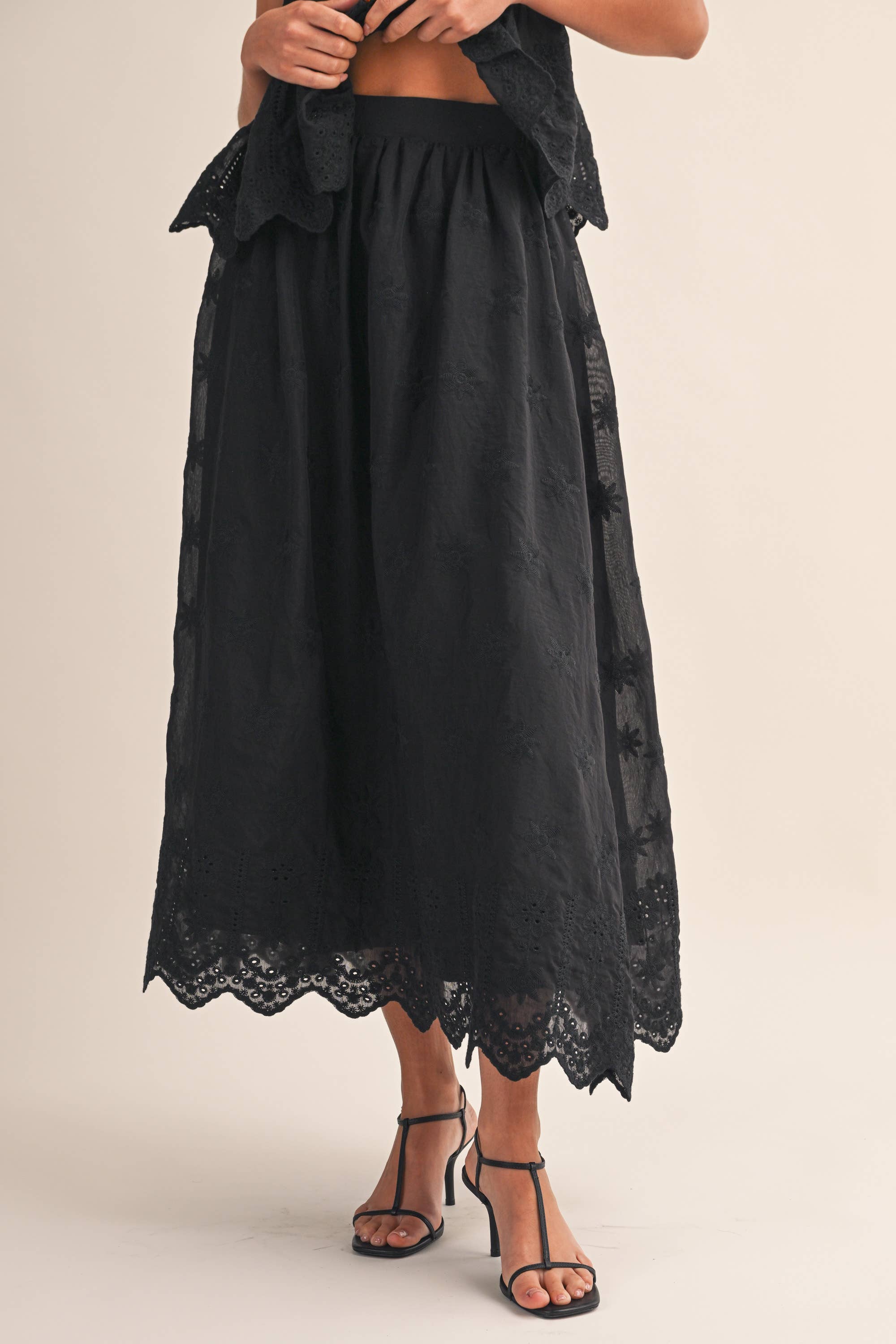 SCALLOP TOP AND SKIRTS SET