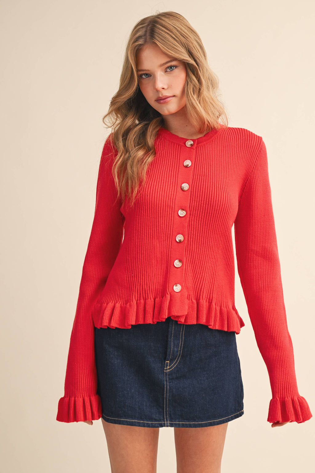RUFFLE HEM RIBBED KNIT SWEATER