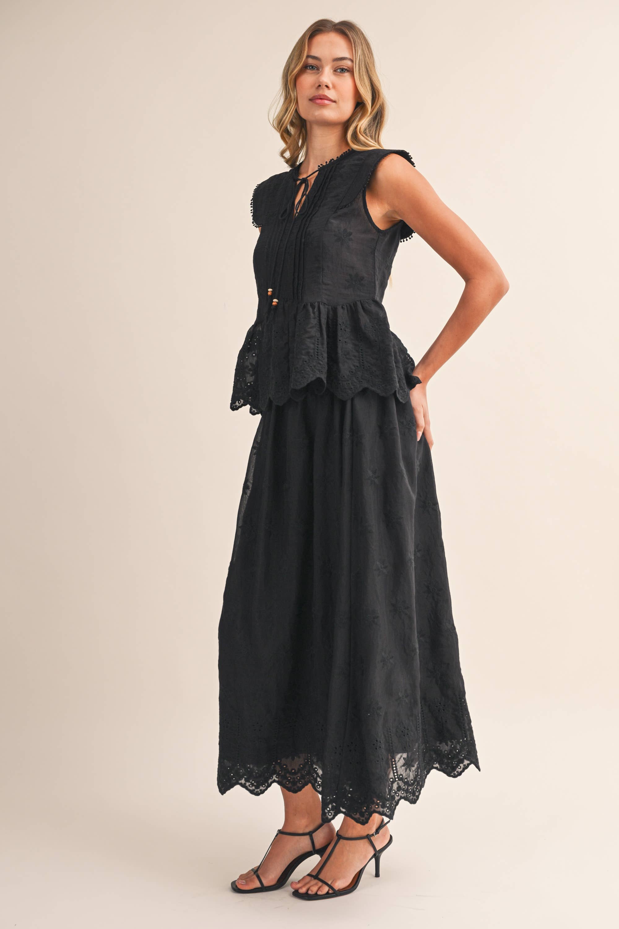 SCALLOP TOP AND SKIRTS SET
