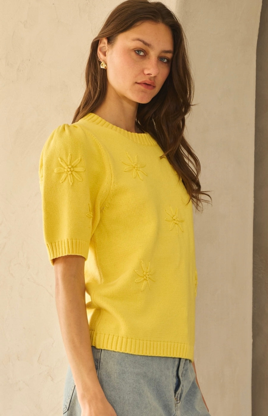 Sunny Embroidered Daisy Sweater Tee