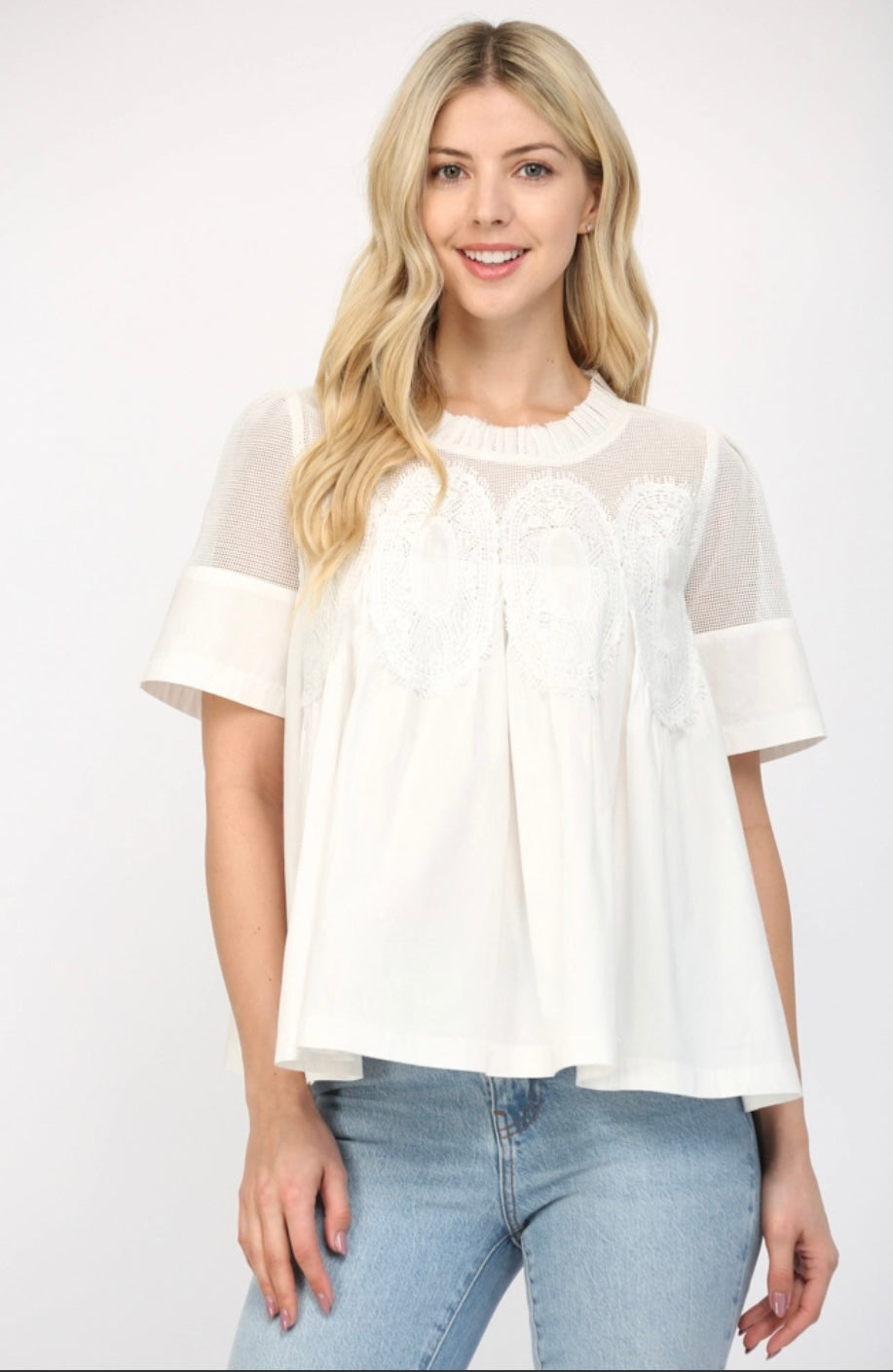 White Shirt Sleeve Appliqué Top